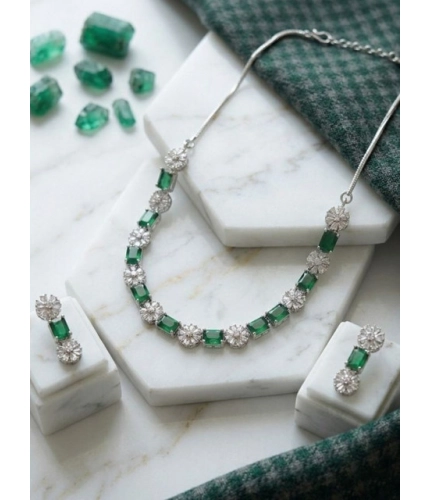 Women's Brass Silver Plated Necklace set (Green)