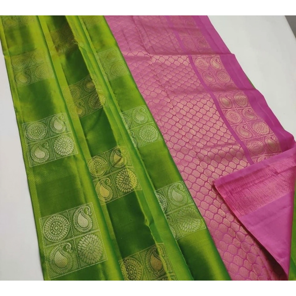 Women's Litchi silk Printed Saree With Unstitched Blouse (Green With Pink) Women's Litchi silk Printed Saree With Unstitched Blouse (Green With Pink)