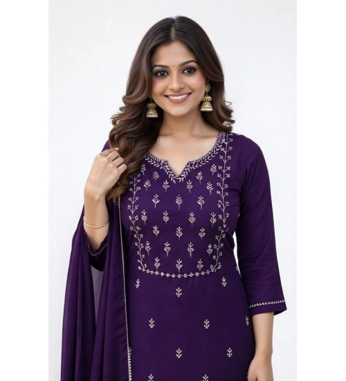 Women's Georgette Ethnic Motif Round 3/4th Sleeve Kurti With Pant Dupatta Set (Purple)