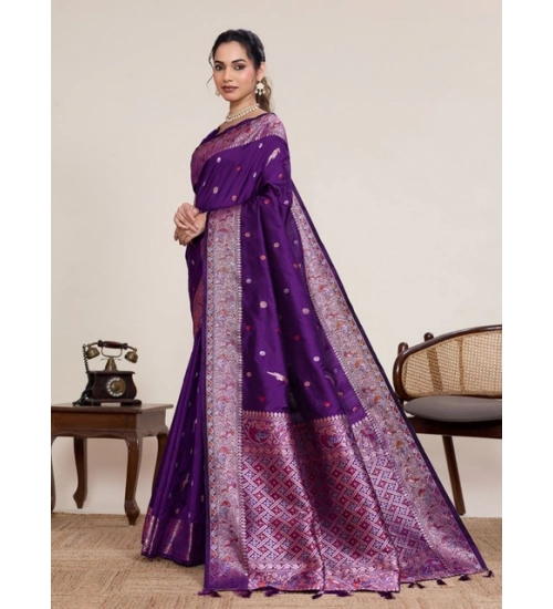 Women's Jacquard Woven Saree With Unstitched Blouse 5.5Mtr (Purple)