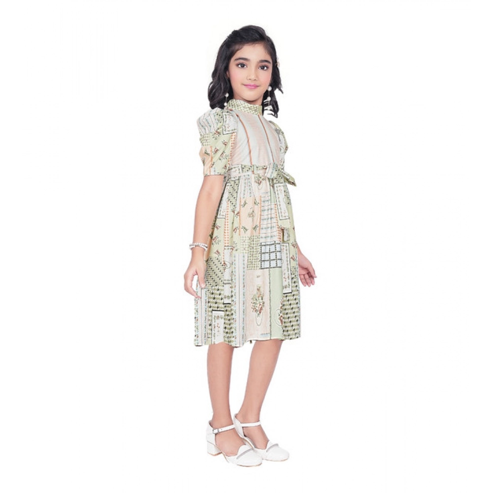 Girl's Digital Knitted Printed Half Sleeve Close Neck Dress (Light Green)