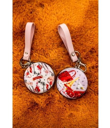 Metal Circle Frame Pocket Mirror (Multicolor)