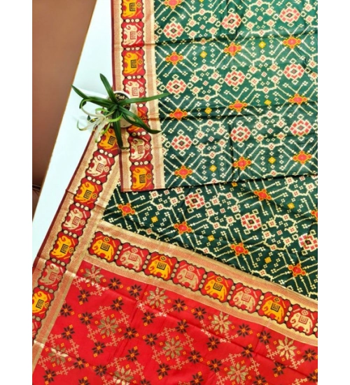 Women's Patola Silk Meena And Zari Woven Saree With Unstitched Blouse 5.5Mtr (Green) Women's Patola Silk Meena And Zari Woven Saree With Unstitched Blouse 5.5Mtr (Green)