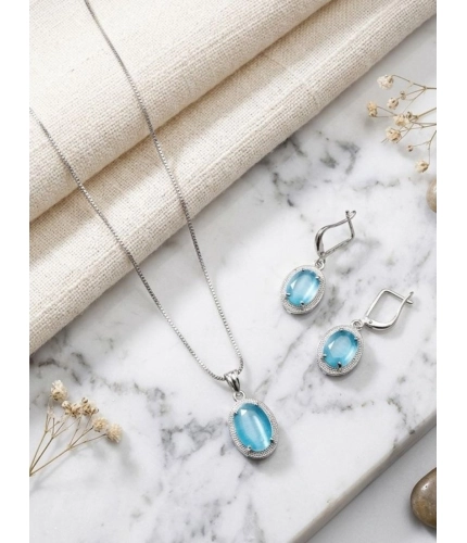 Women's Brass Silver Plated Pendant Set (Blue)