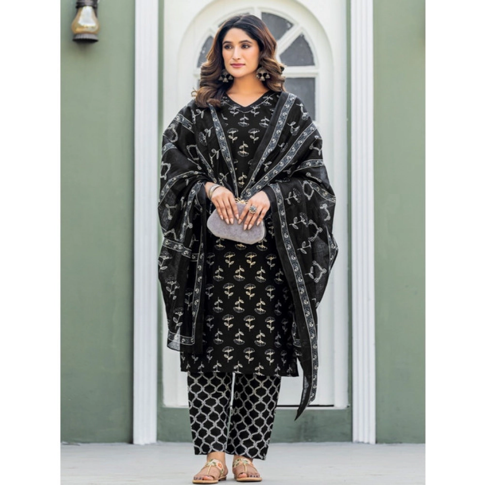 Women's Cotton Blend Printed Kurti With Pant Dupatta Set (Black) Women's Cotton Blend Printed Kurti With Pant Dupatta Set (Black)