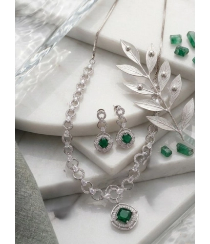 Women's Brass Silver Plated Necklace set (Green)