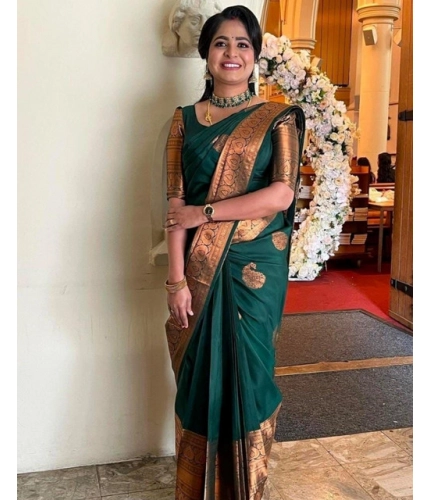 Women's Soft Lichi Silk Printed Saree With Unstitched Blouse 5.5Mtr (Green) Women's Soft Lichi Silk Printed Saree With Unstitched Blouse 5.5Mtr (Green)