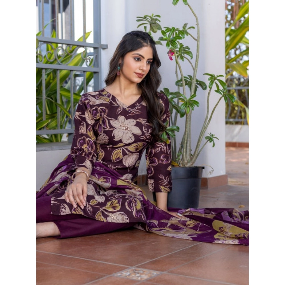 Women's Cotton Blend Printed Kurti With Pant Dupatta Set (Purple) Women's Cotton Blend Printed Kurti With Pant Dupatta Set (Purple)