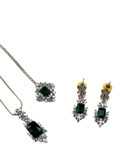 Women's Brass Silver Plated Pendant Set (Green)
