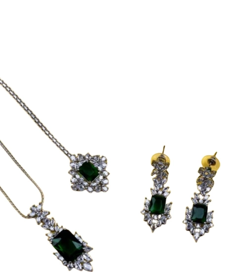 Women's Brass Silver Plated Pendant Set (Green) Women's Brass Silver Plated Pendant Set (Green)