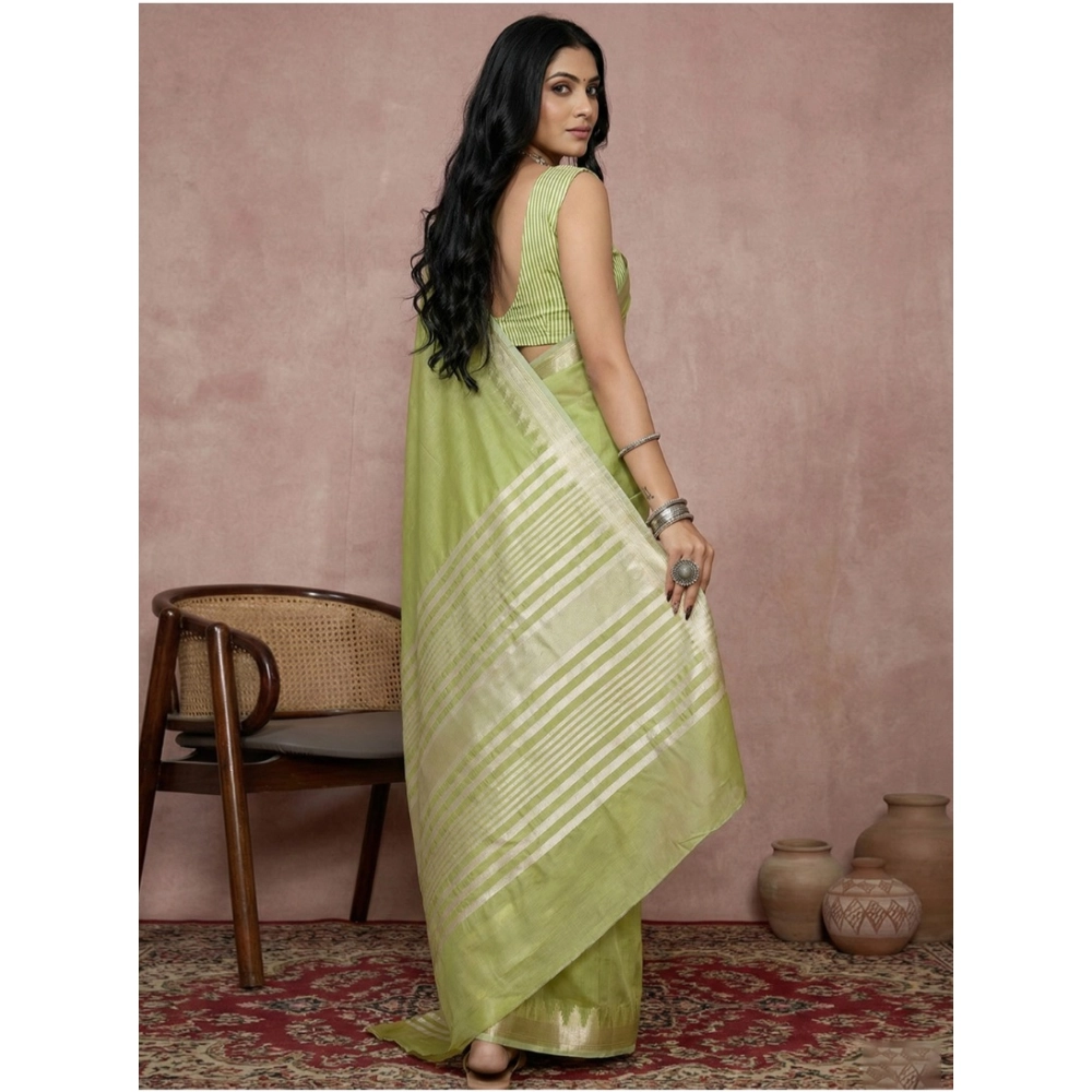 Women's Cotton Printed Saree With Unstitched Blouse 5.5Mtr (Light Green) Women's Cotton Printed Saree With Unstitched Blouse 5.5Mtr (Light Green)