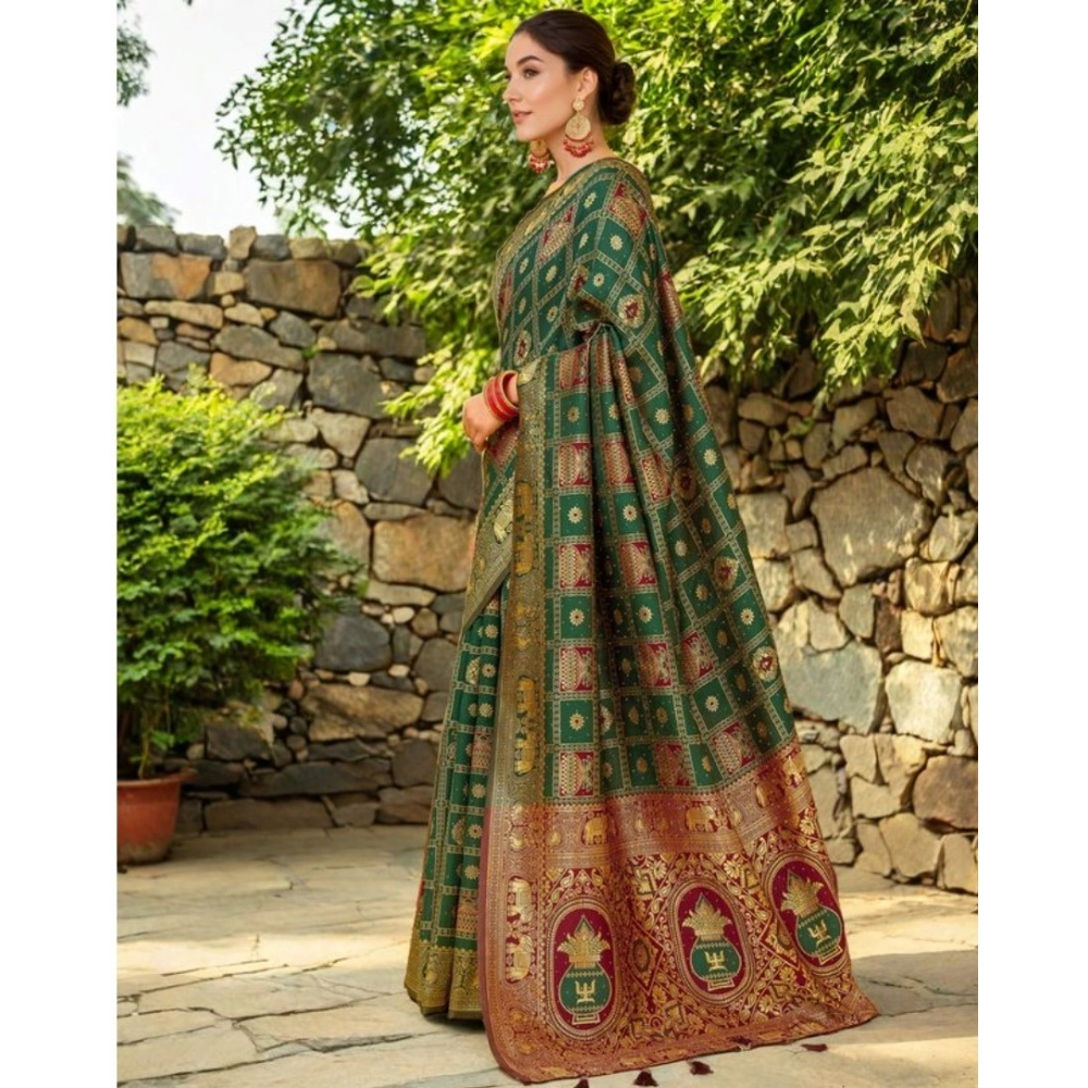 Women's Silk Blend Woven Zari Work Saree With Unstitched Blouse 5.5Mtr (Green) Women's Silk Blend Woven Zari Work Saree With Unstitched Blouse 5.5Mtr (Green)