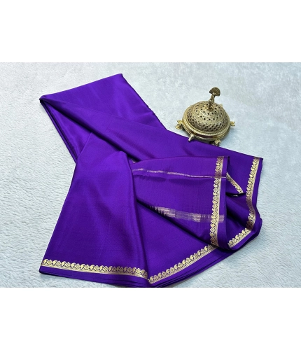 Women's Crepe Chit Pallu Solid Saree With Unstitched Blouse 5.5Mtr (Purple) Women's Crepe Chit Pallu Solid Saree With Unstitched Blouse 5.5Mtr (Purple)