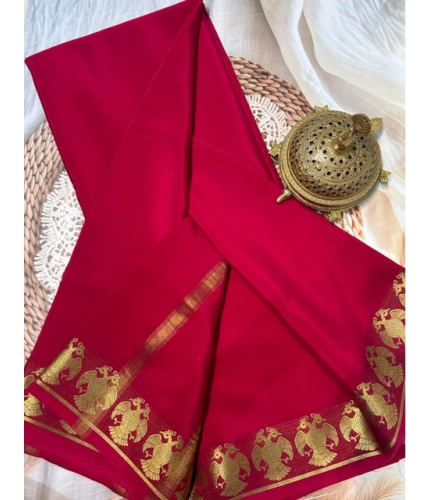 Women's Crepe Chit Pallu Solid Saree With Unstitched Blouse 5.5Mtr (Red) Women's Crepe Chit Pallu Solid Saree With Unstitched Blouse 5.5Mtr (Red)