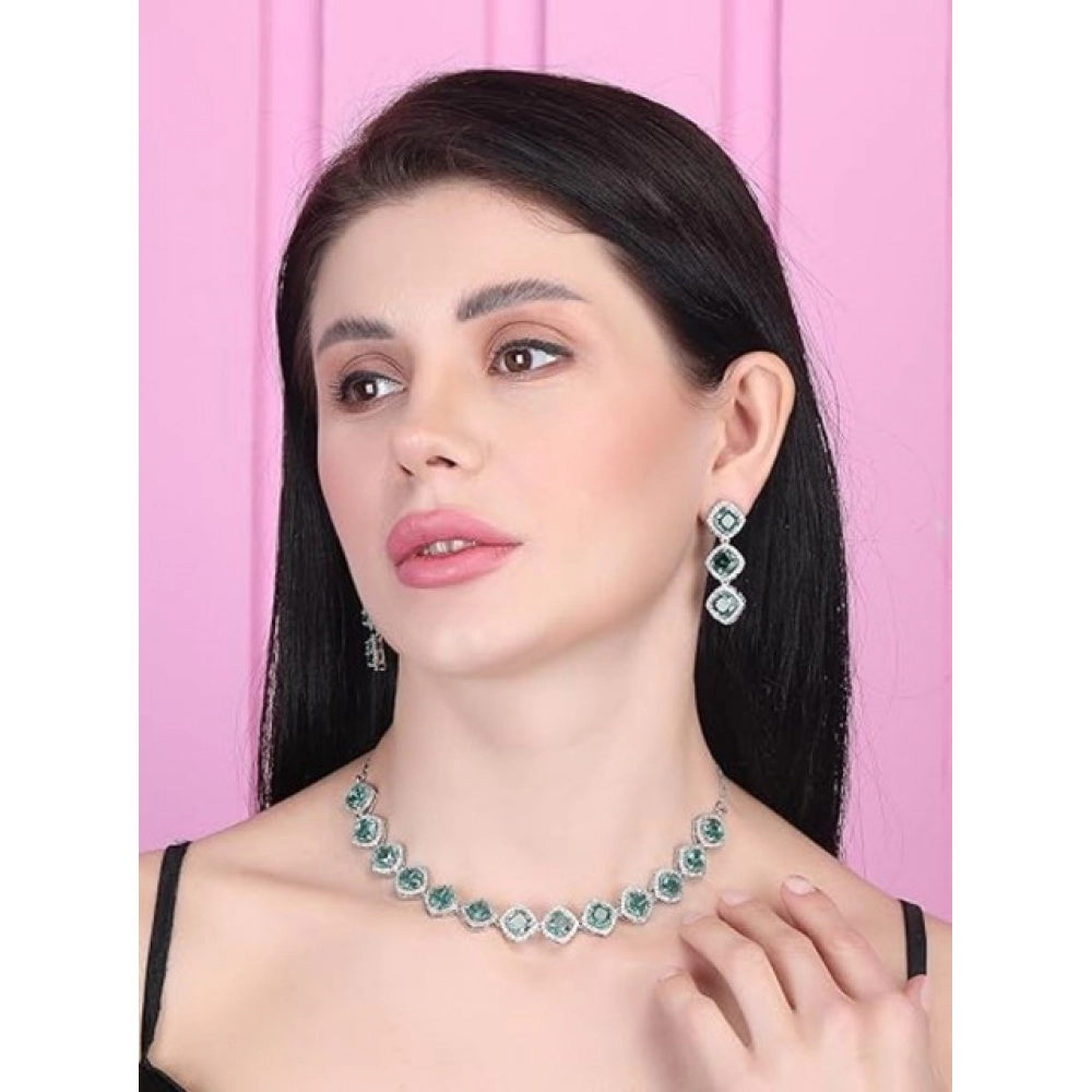Women's Brass Silver Plated Necklace set (Green)