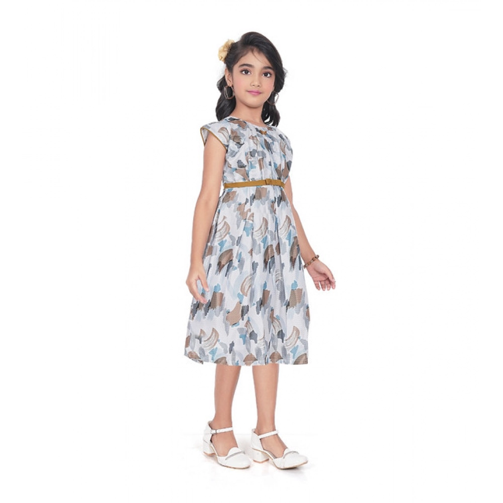 Girl's Popcorn Printed Sleeve Less Round Neck Dress (Brown)