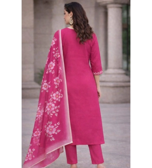 Women's Chanderi Silk Ethnic Motif V-Neck 3/4th Sleeve Kurti With Pant Dupatta Set (Pink)