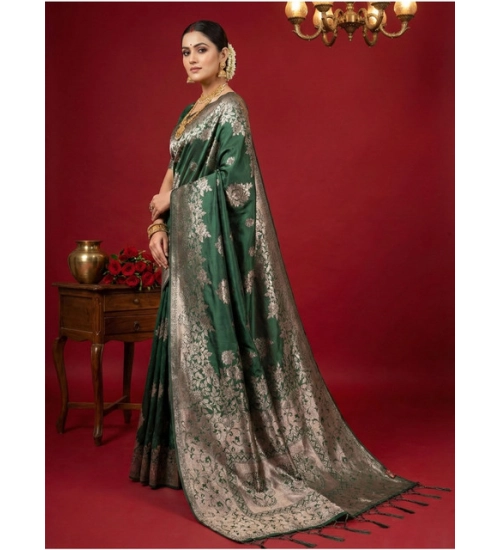 Women's Silk Blend Printed Saree With Unstitched Blouse 5.5Mtr (Dark Green)