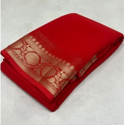 Women's Crepe Chit Pallu Solid Saree With Unstitched Blouse 5.5Mtr (Red)