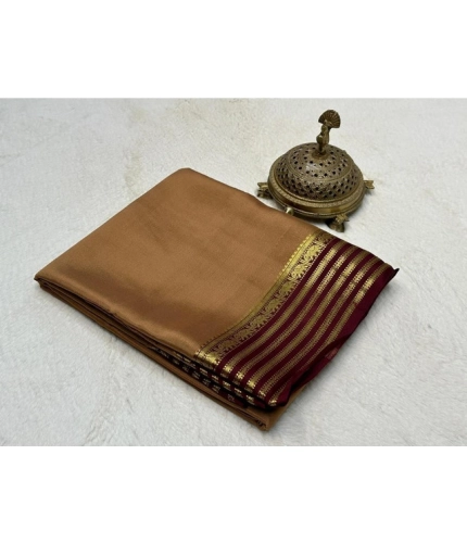 Women's Crepe Chit Pallu Solid Saree With Unstitched Blouse 5.5Mtr (Beige)