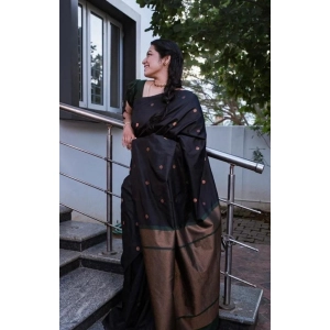 Generic Women's Litchi silk Printed Saree With Unstitched Blouse (Black)