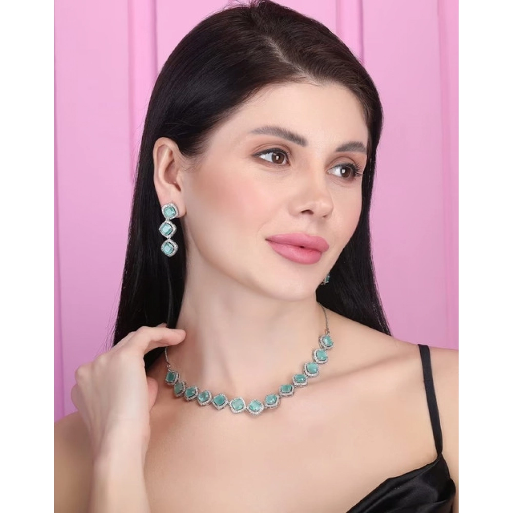Women's Brass Silver Plated Necklace set (Turquoise) Women's Brass Silver Plated Necklace set (Turquoise)