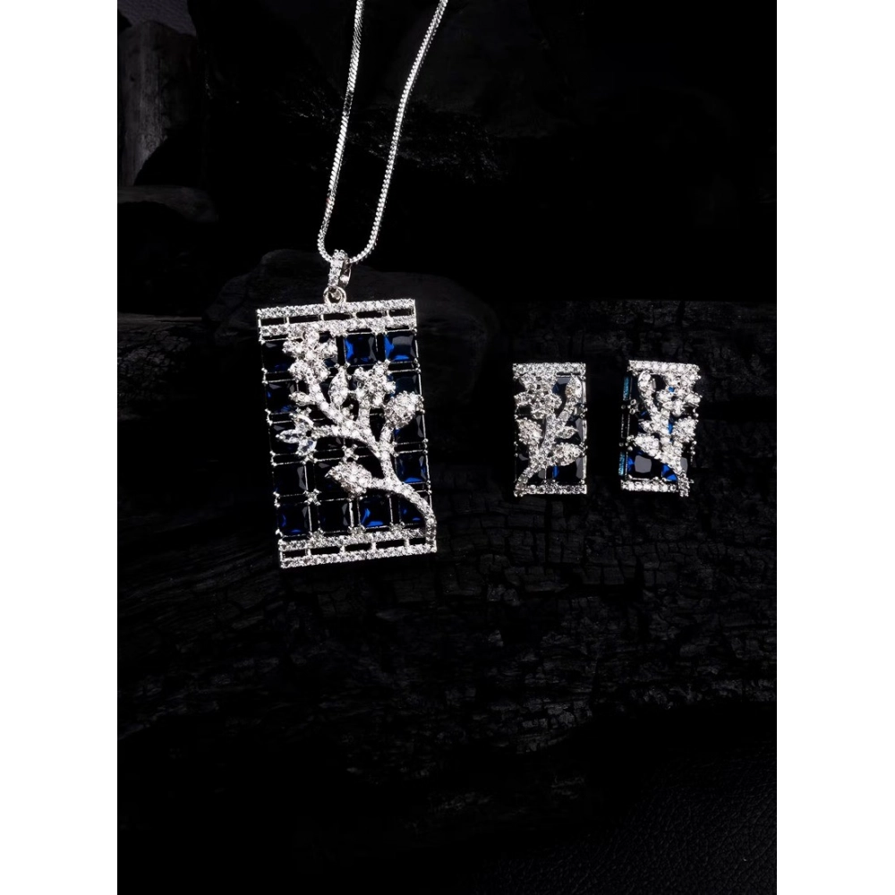Women's Brass Silver Plated Pendant Set (Blue)