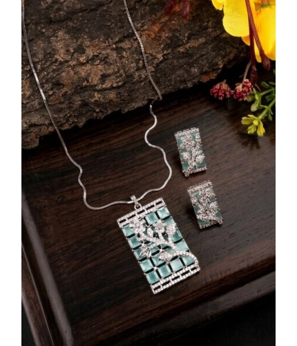 Women's Brass Silver Plated Pendant Set (Turquoise)