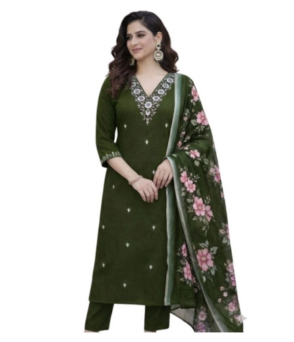 Women's Chanderi Silk Ethnic Motif V-Neck 3/4th Sleeve Kurti With Pant Dupatta Set (Mahendi)