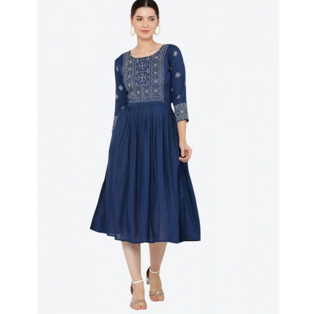 Women's Casual Rayon 3-4th Sleeves Kurti (Blue)