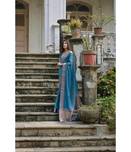 Women's Silk_Blend Butti Pattern Saree With Unstitched Blouse 5.5Mtr (Teal)