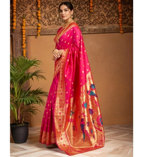 Women's Silk Blend Woven Saree With Unstitched Blouse 5.5Mtr (Pink)