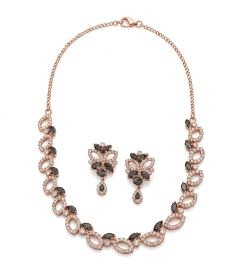 Women's Brass Silver Plated Necklace set (Silver)
