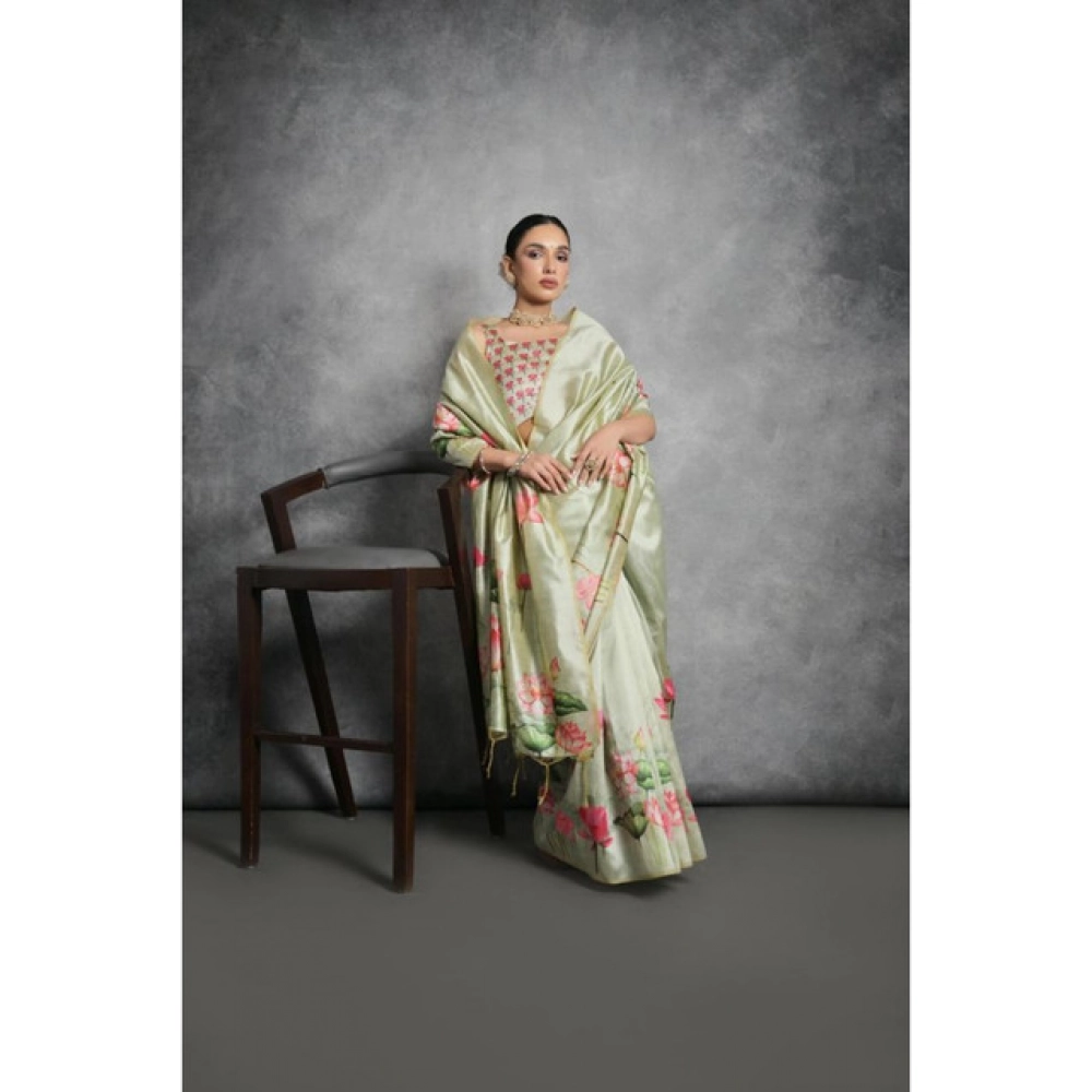 Women's Cotton Printed Saree With Unstitched Blouse 5.5 Mtr (Green) Women's Cotton Printed Saree With Unstitched Blouse 5.5 Mtr (Green)