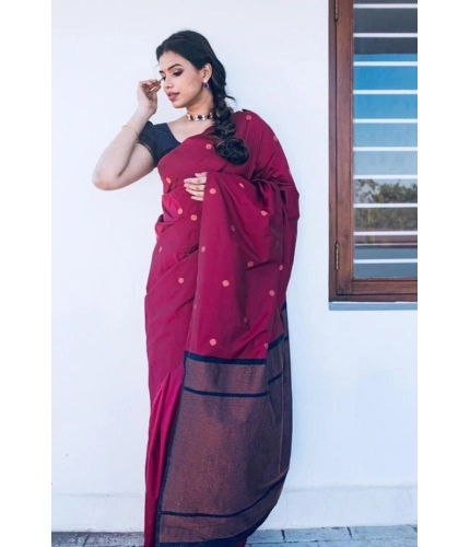Women's Litchi silk Printed Saree With Unstitched Blouse (Red) Women's Litchi silk Printed Saree With Unstitched Blouse (Red)
