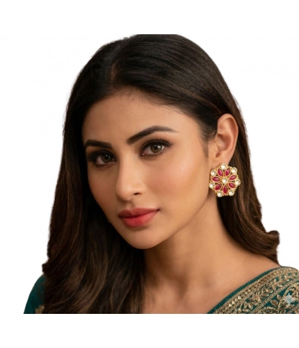Women's Zinc Alloy Gold Plated Stud Earrings (Multicolor)